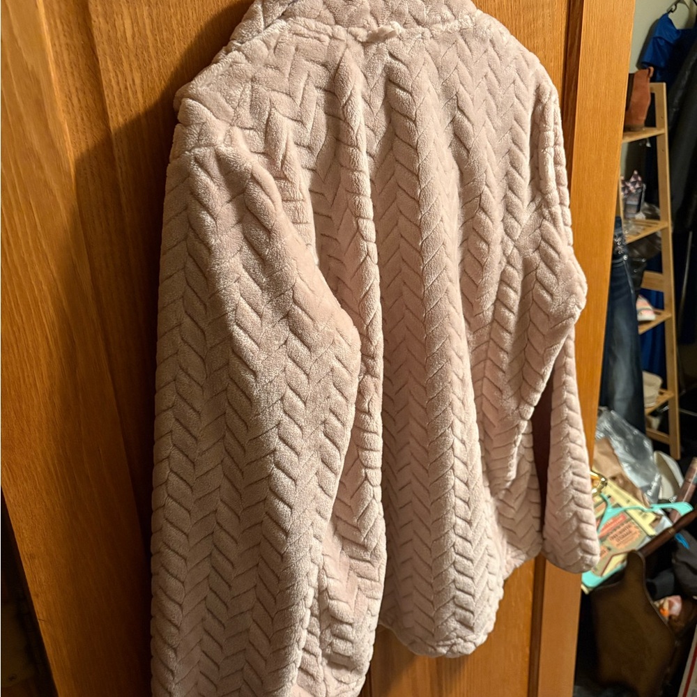 Free Country Women's Soft Pink Teddy Jacket - Picture 7 of 7
